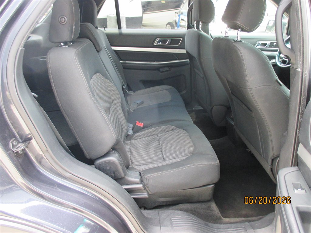 2017 Ford Explorer - $14,895