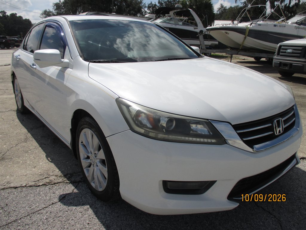 2014 Honda Accord - $11,995