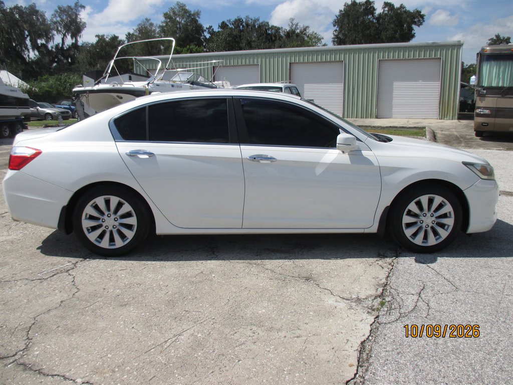 2014 Honda Accord - $11,995