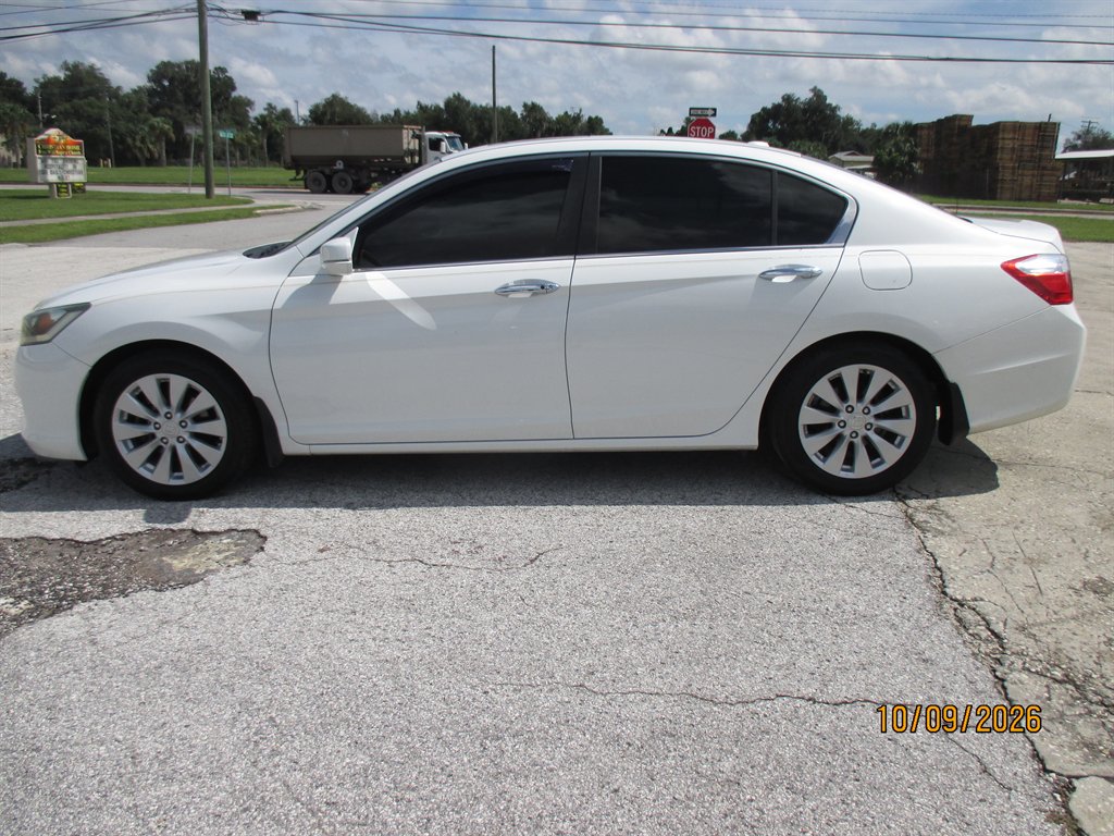 2014 Honda Accord - $11,995
