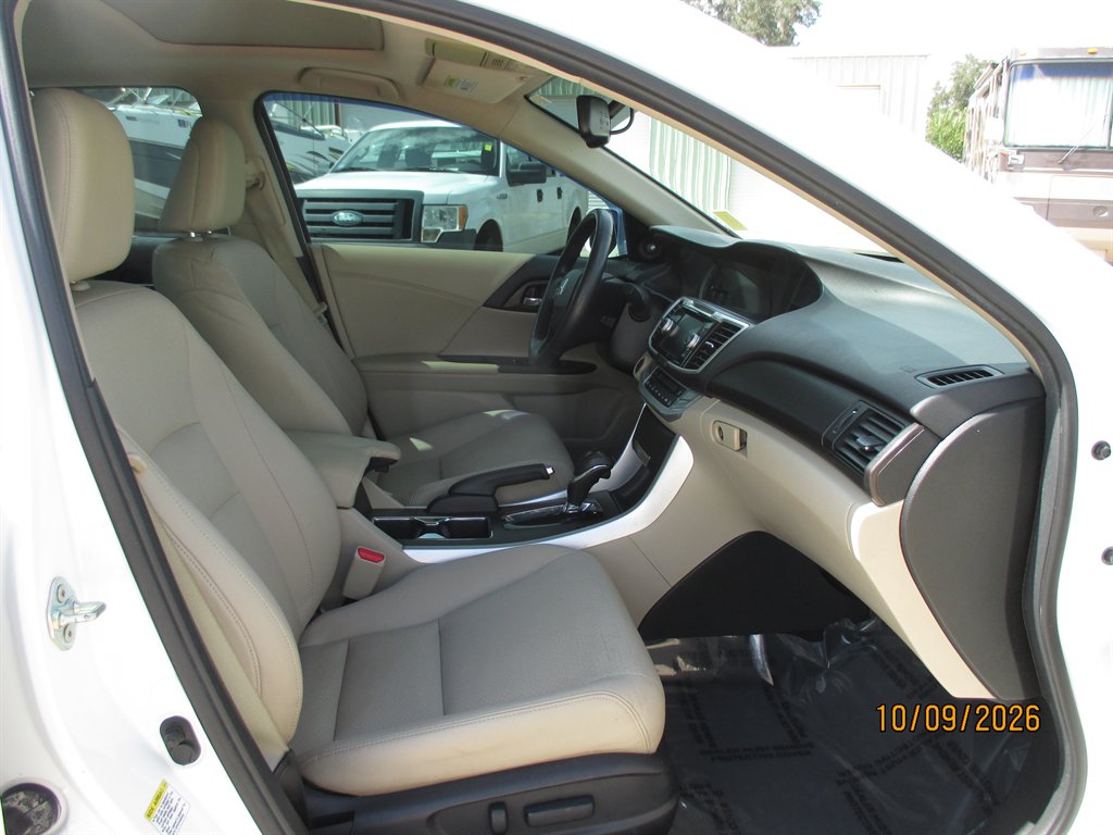 2014 Honda Accord - $11,995
