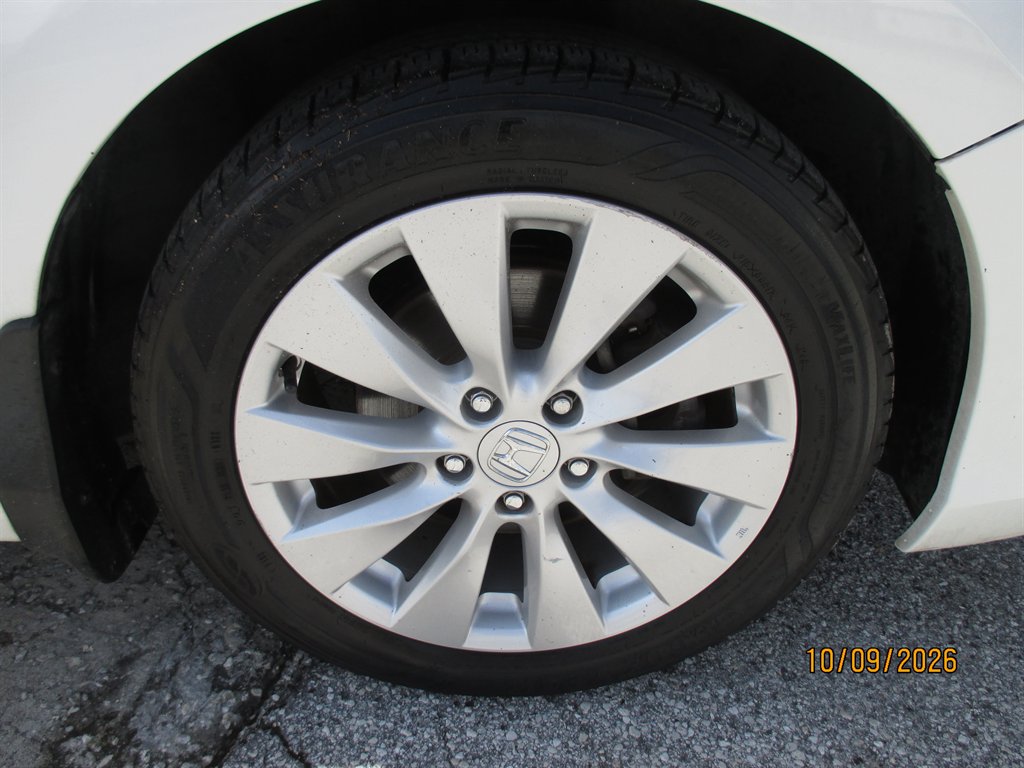 2014 Honda Accord - $11,995