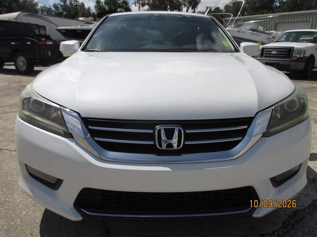 2014 Honda Accord - $11,995