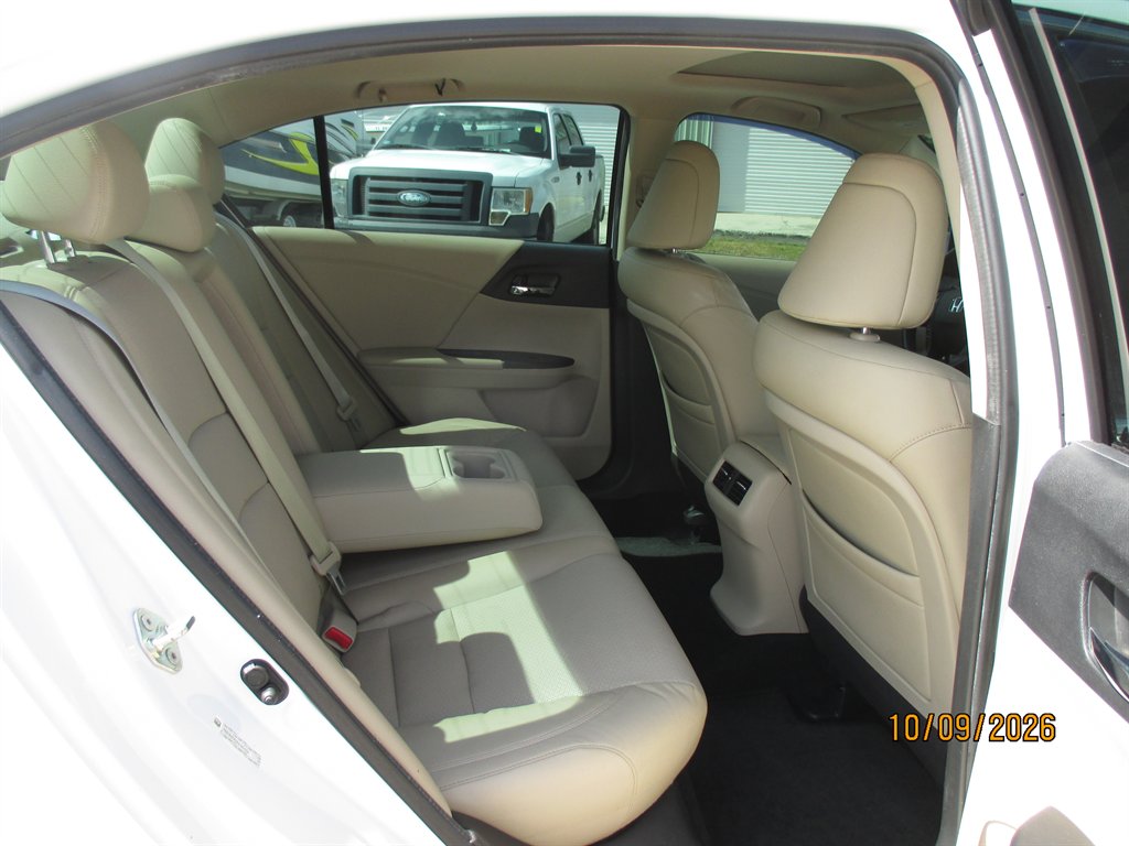 2014 Honda Accord - $11,995