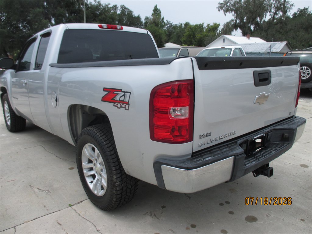 2010 Chevrolet Silverado - $10,995