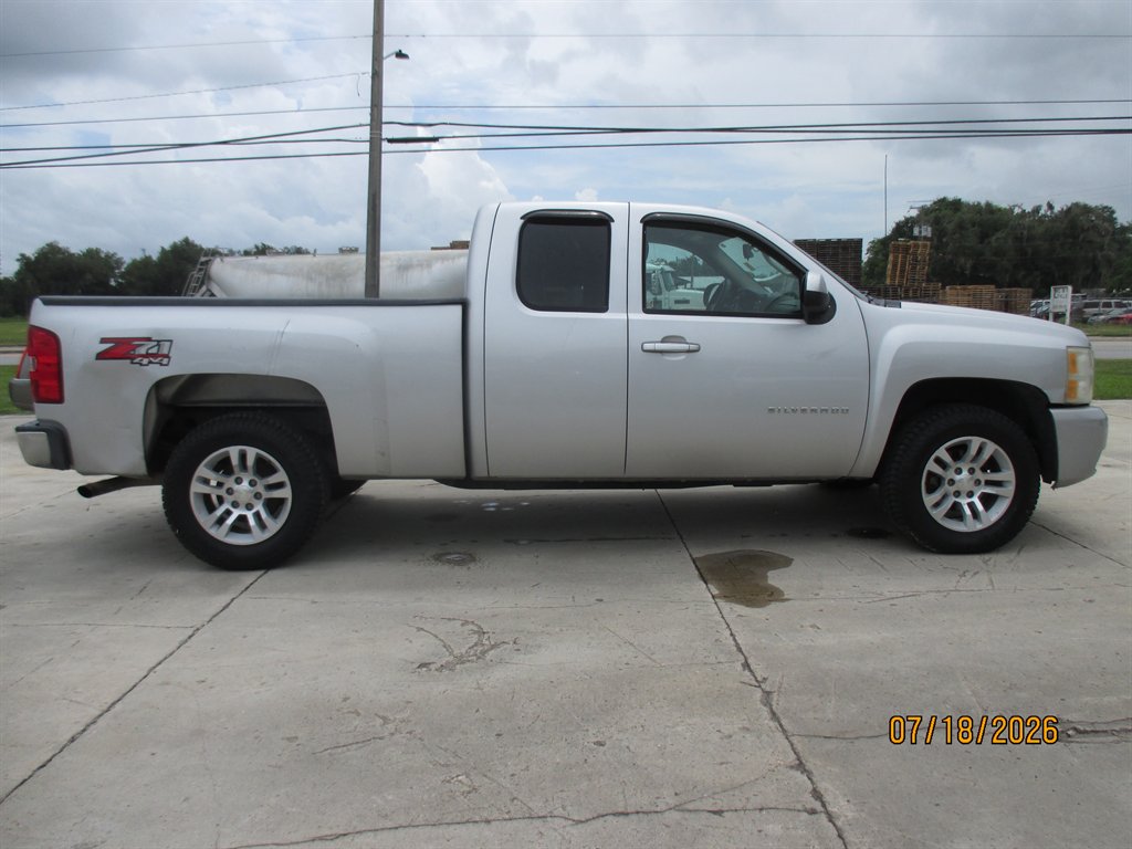 2010 Chevrolet Silverado - $10,995
