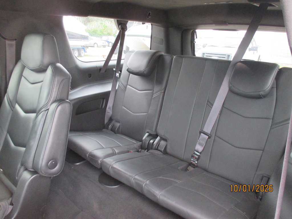 2016 Cadillac Escalade - $23,995
