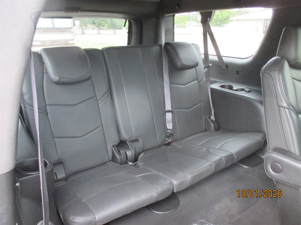 2016 Cadillac Escalade - $23,995