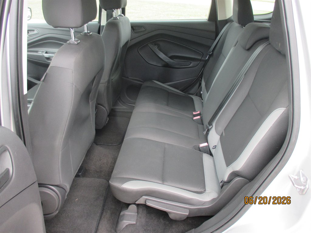 2016 Ford Escape - $11,995