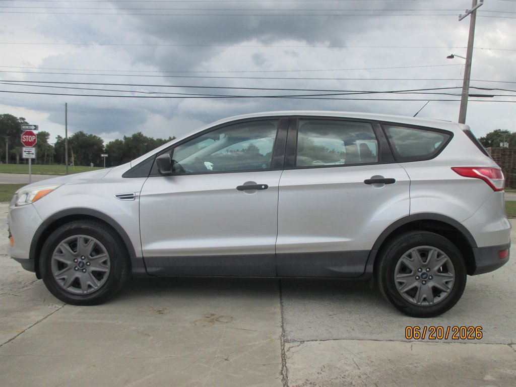 2016 Ford Escape - $11,995