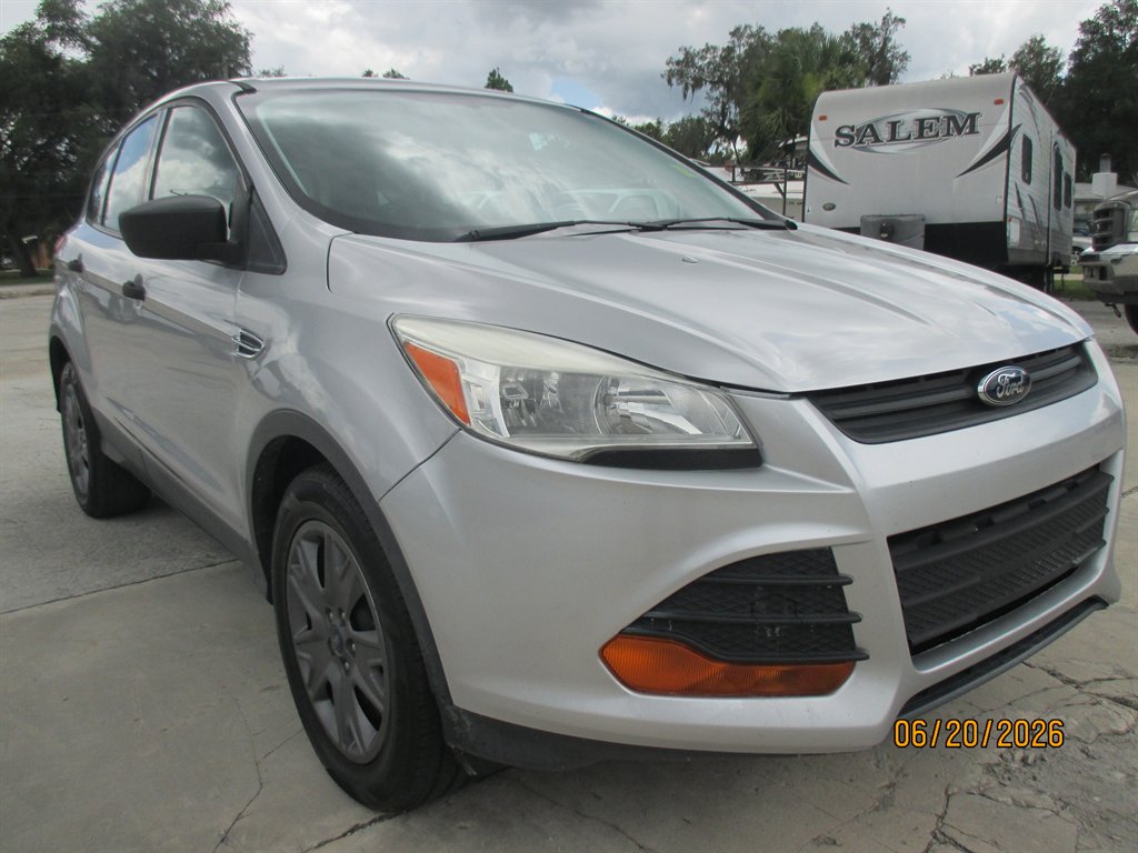 2016 Ford Escape - $11,995
