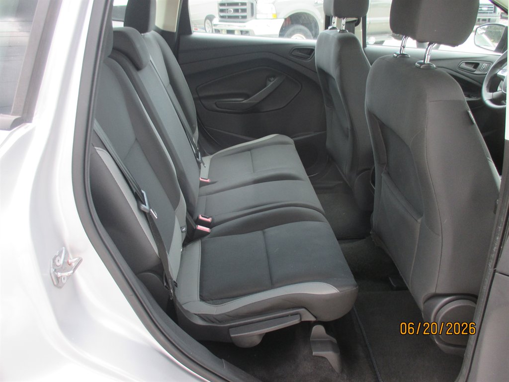 2016 Ford Escape - $11,995