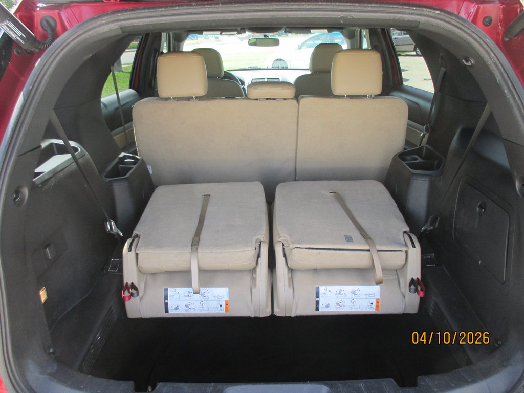 2016 Ford Explorer - $13,995