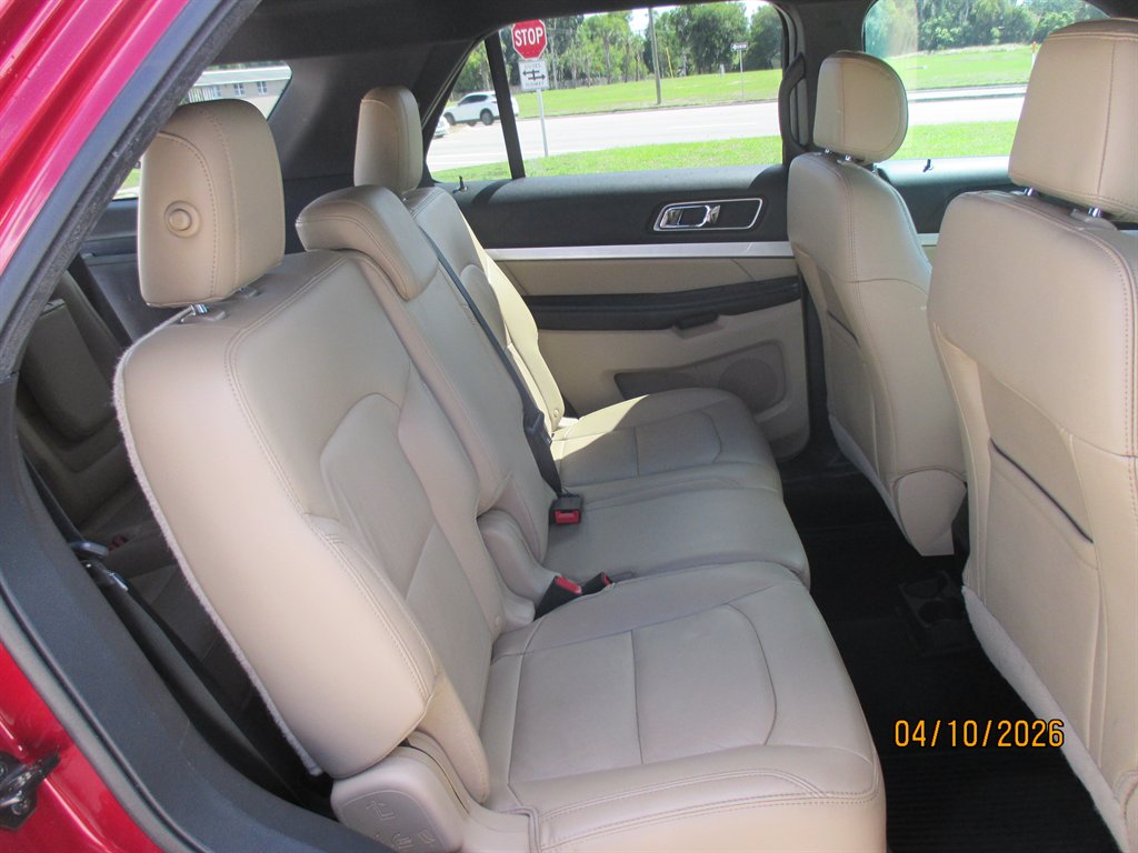 2016 Ford Explorer - $13,995