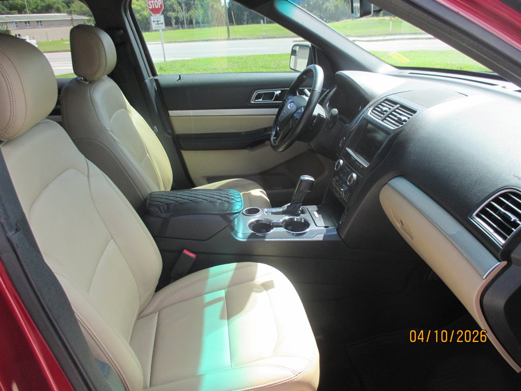 2016 Ford Explorer - $13,995