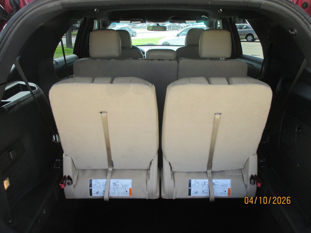 2016 Ford Explorer - $13,995