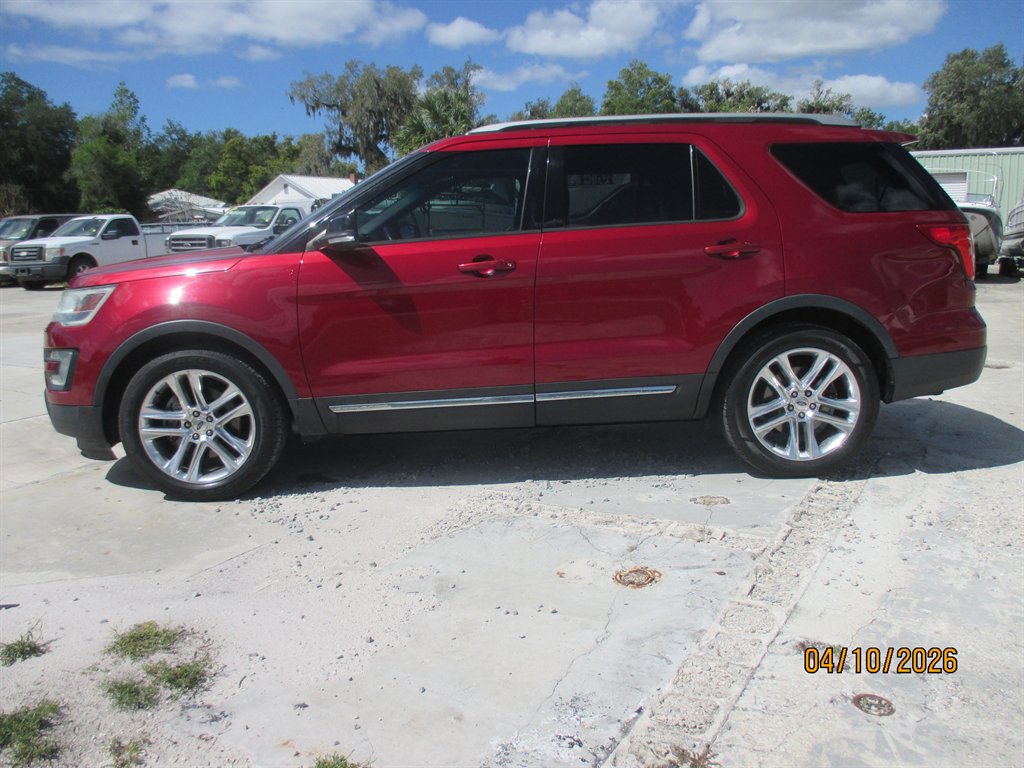 2016 Ford Explorer - $13,995