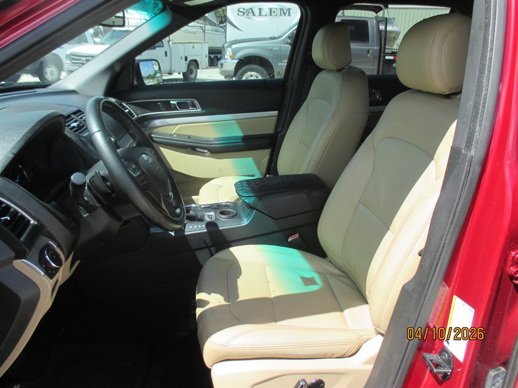 2016 Ford Explorer - $13,995