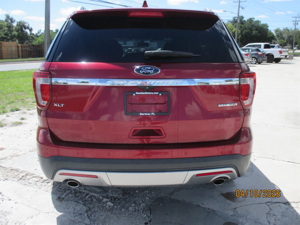 2016 Ford Explorer - $13,995