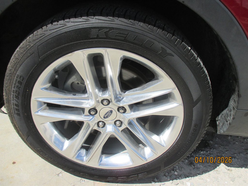 2016 Ford Explorer - $13,995