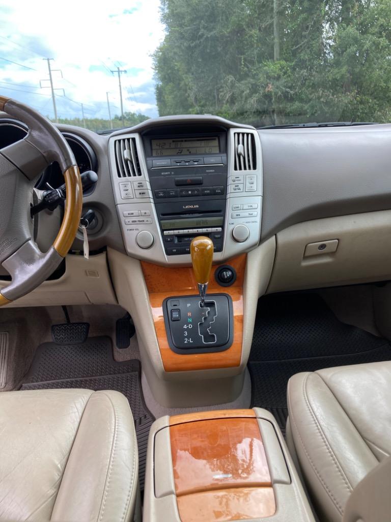 2004 Lexus RX - $5,200