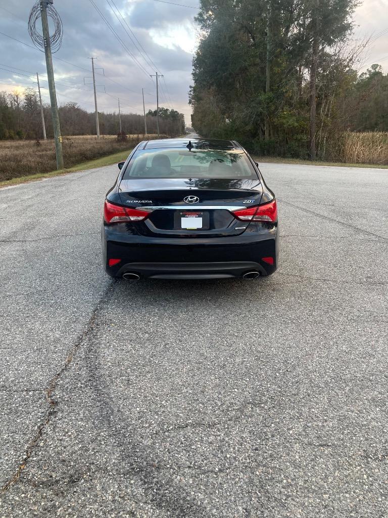 2014 Hyundai Sonata - $5,700