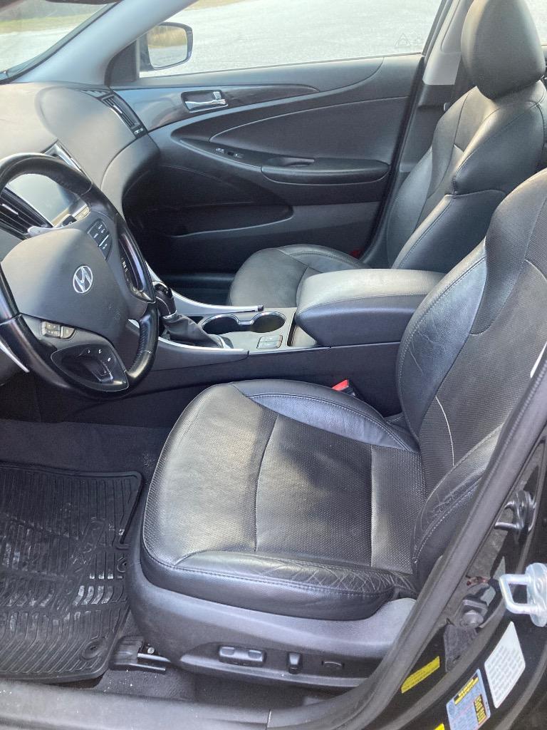 2014 Hyundai Sonata - $5,700