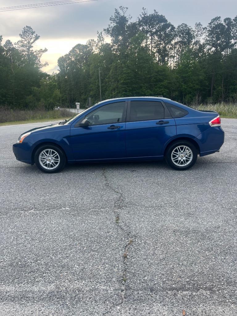 2009 Ford Focus SE photo