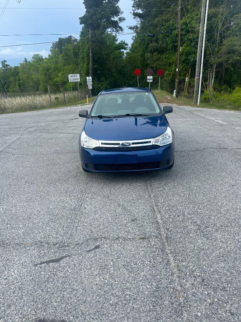 2009 Ford Focus SE photo
