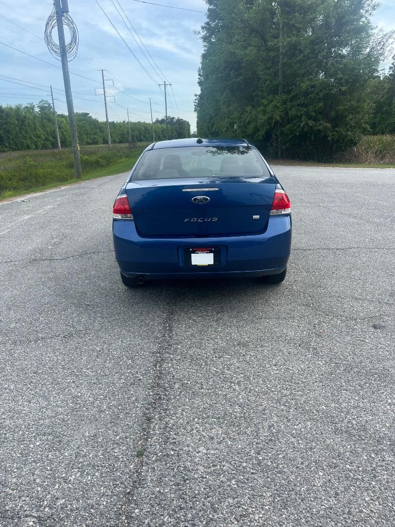 2009 Ford Focus SE photo