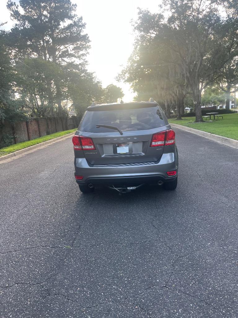 2013 Dodge Journey - $4,000