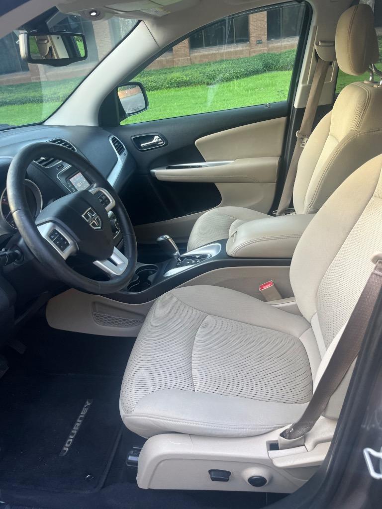 2013 Dodge Journey - $4,000