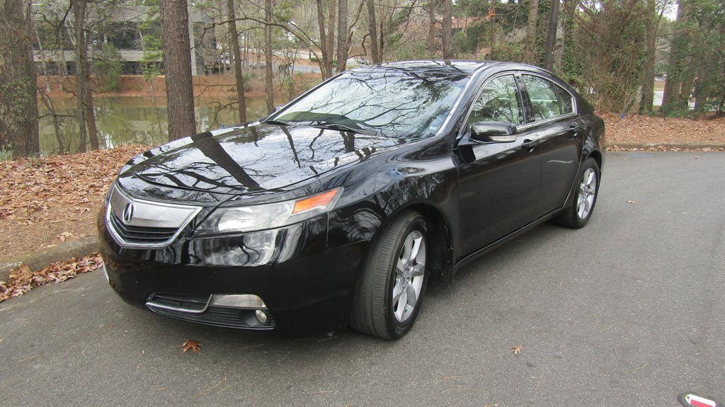 The 2012 Acura TL w/ Technology Package photos