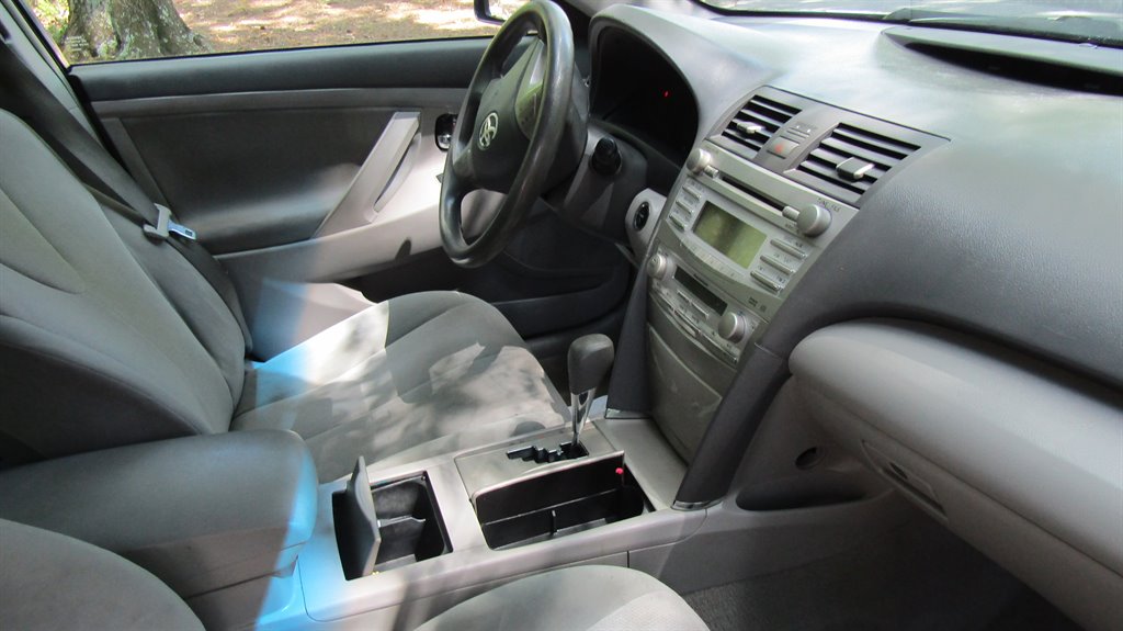 2011 Toyota Camry Hybrid photo