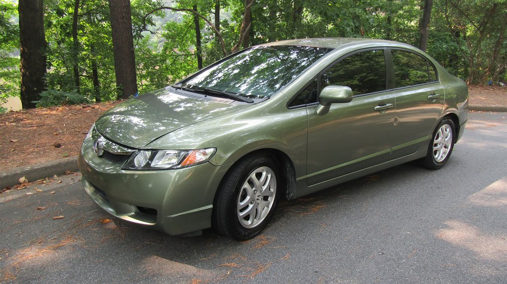 The 2009 Honda Civic GX photos