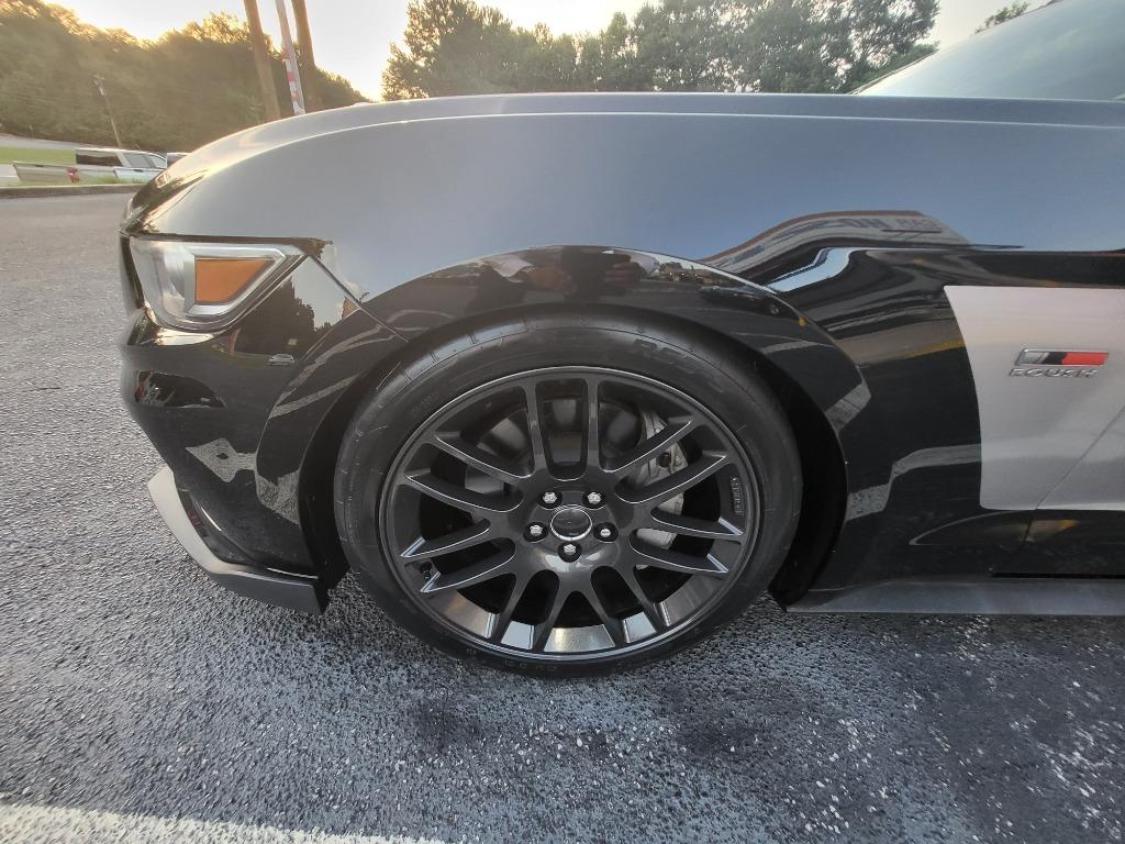 2017 Ford Mustang GT photo