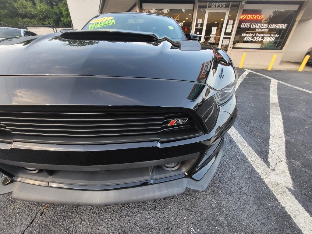 2017 Ford Mustang - $47,995