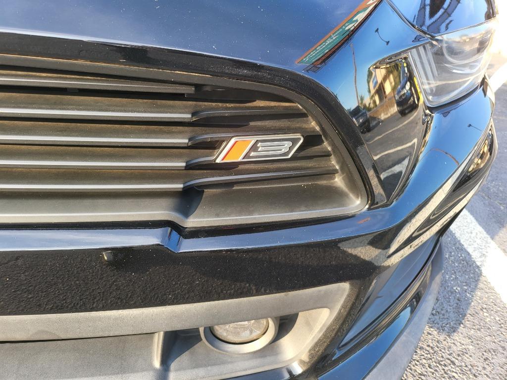 2017 Ford Mustang GT photo