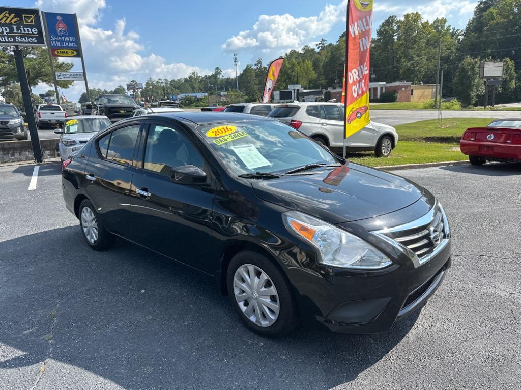 2016 Nissan Versa S photo