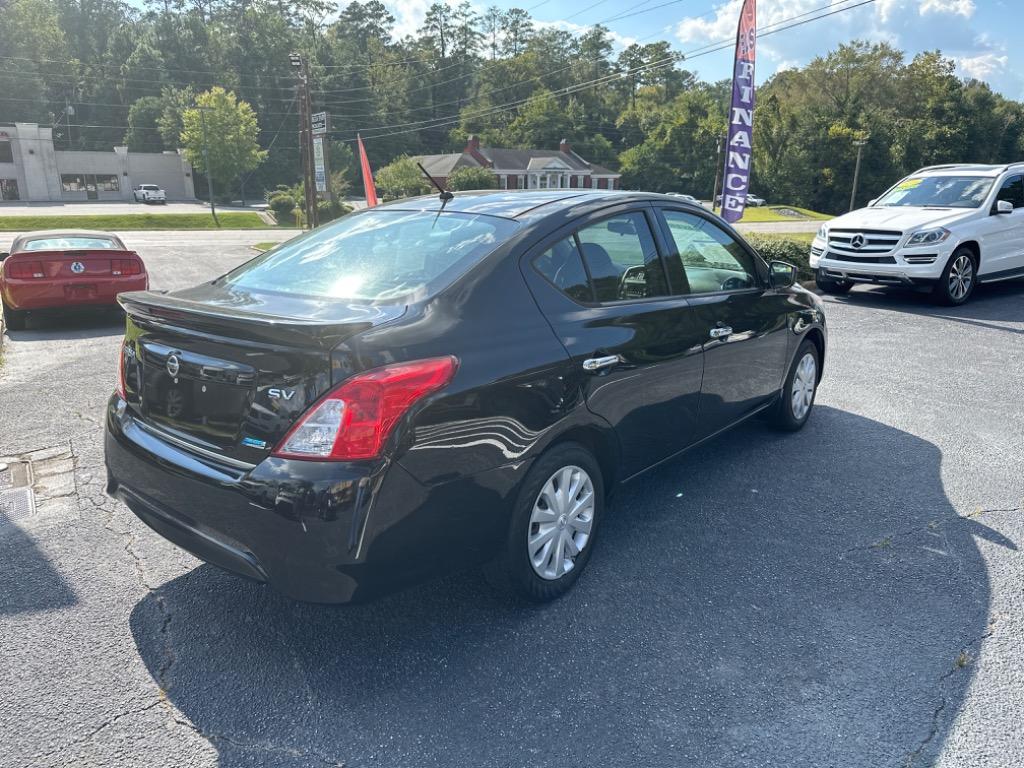 2016 Nissan Versa S photo