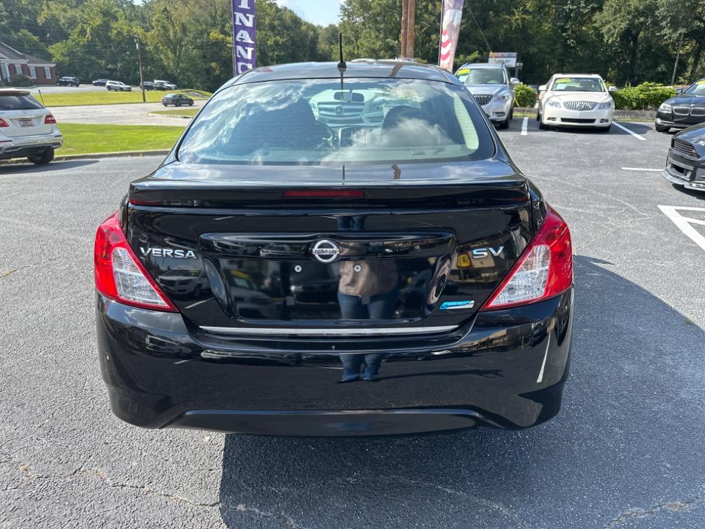 2016 Nissan Versa S photo
