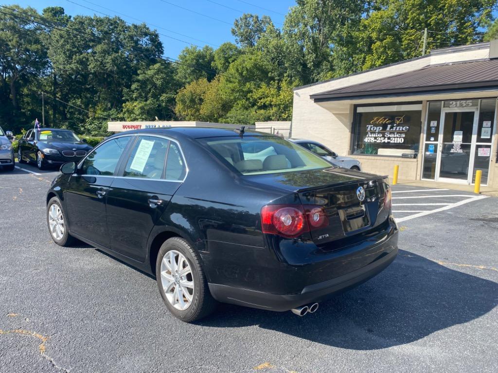 2010 Volkswagen Jetta - $8,995