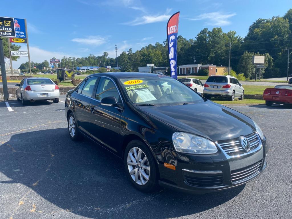 2010 Volkswagen Jetta - $8,995