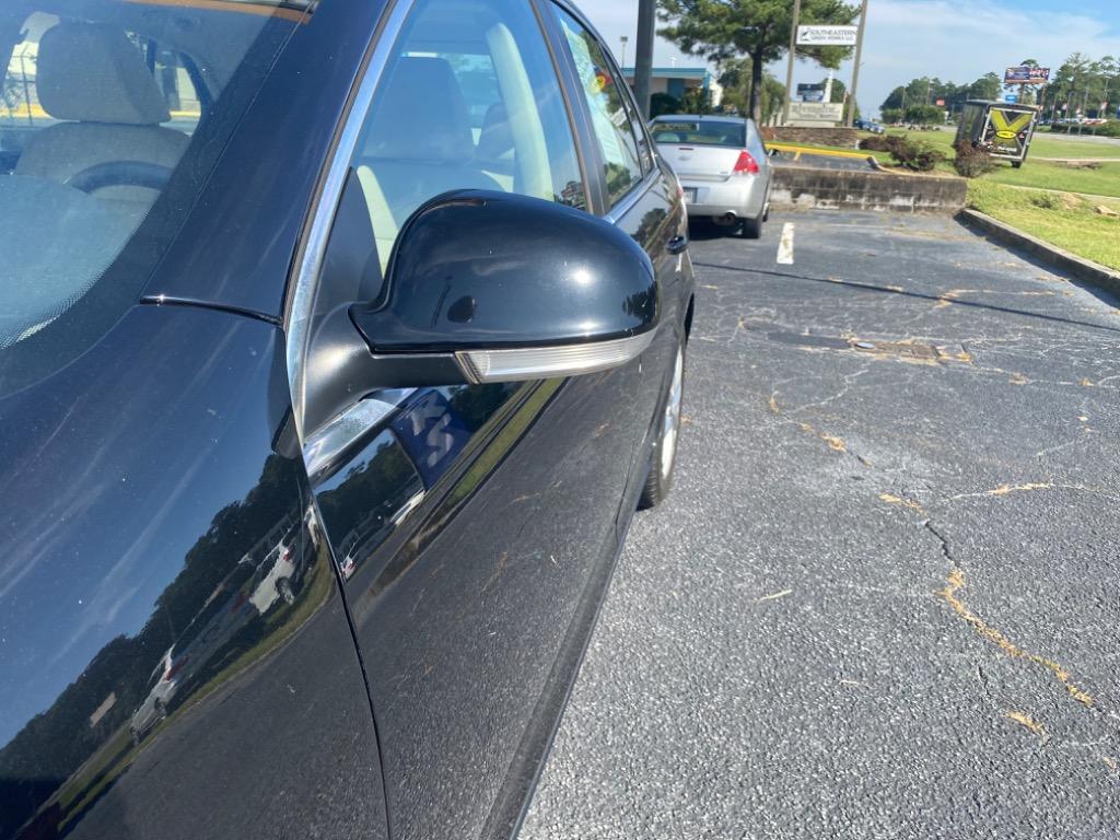 2010 Volkswagen Jetta - $8,995