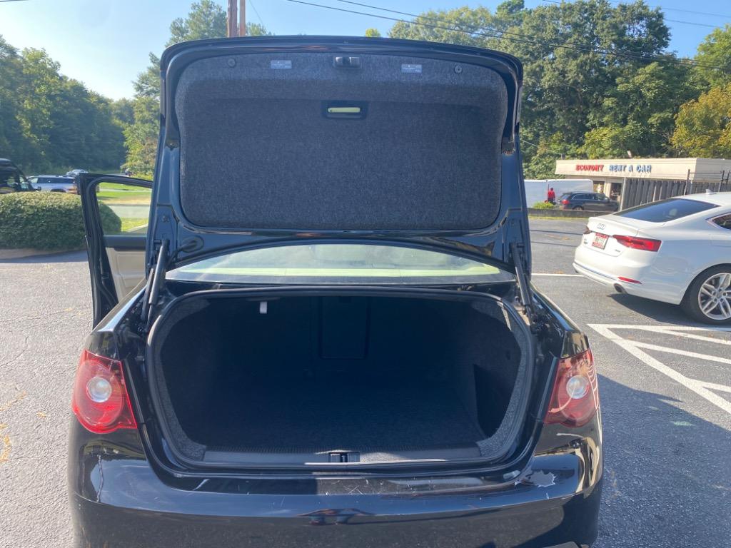 2010 Volkswagen Jetta - $8,995