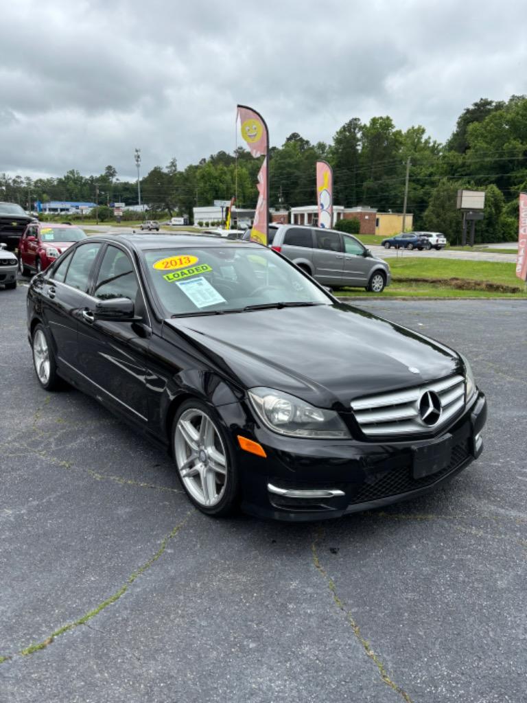 2013 Mercedes-Benz C-Class C300 4MATIC Luxury photo