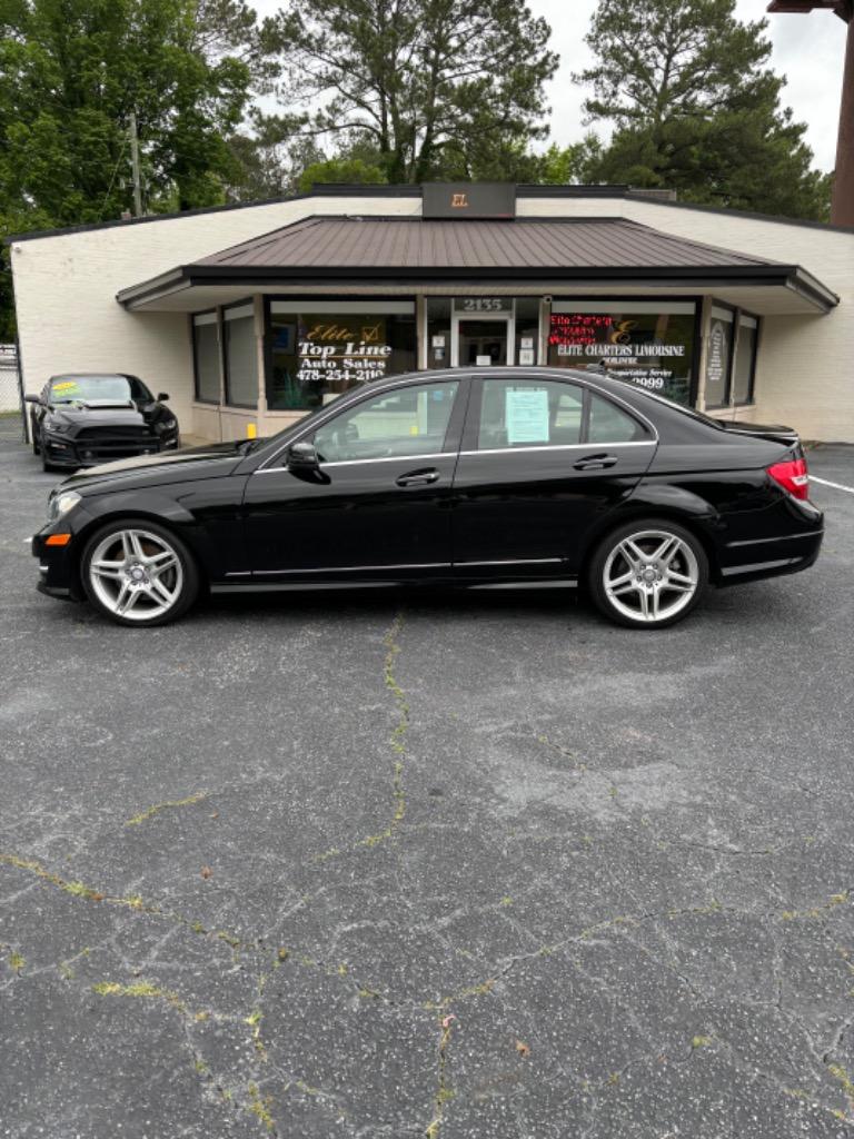 2013 Mercedes-Benz C-Class C300 4MATIC Luxury photo