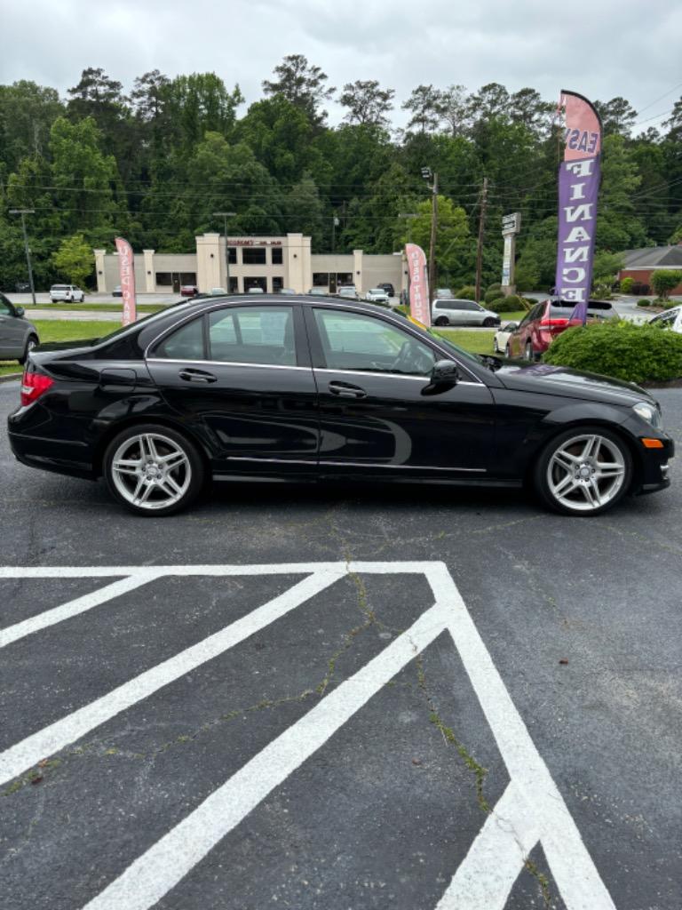 2013 Mercedes-Benz C-Class C300 4MATIC Luxury photo