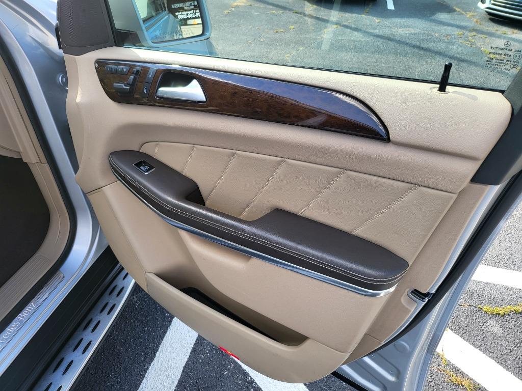 2014 Mercedes-Benz GL-Class - $13,995