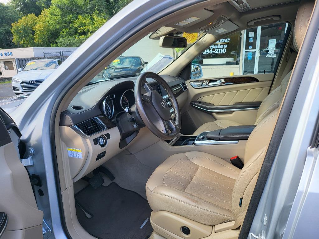 2014 Mercedes-Benz GL-Class - $13,995
